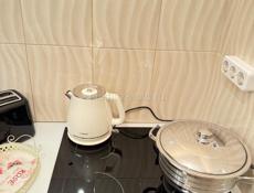 Продается квартира центр район рынка . 2 этаж 