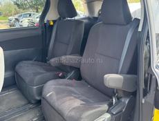 Тойота Естима 2.4 год 2012 