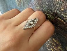 Продаю кольцо на подарок 💍💍 срочно ‼️ 