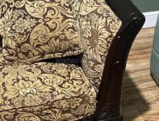Продаю диван и комод 
