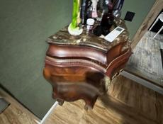 Продаю диван и комод 