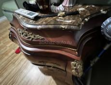 Продаю диван и комод 