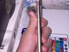 продаю айфон 8 64 гб, акб 59, в подарок аккумулятор оригинальный-на замену! Также в подарок дисплей-белый, на замену(по желанию). Также нужно поменять микрофон, микрофон также в подарок.