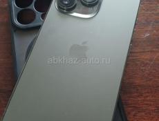 Продам 13 про на 256 г в хорошем состоянии, в телефоне не менялось нечего работает четко 