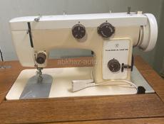 Швейная машина чайка 142м 