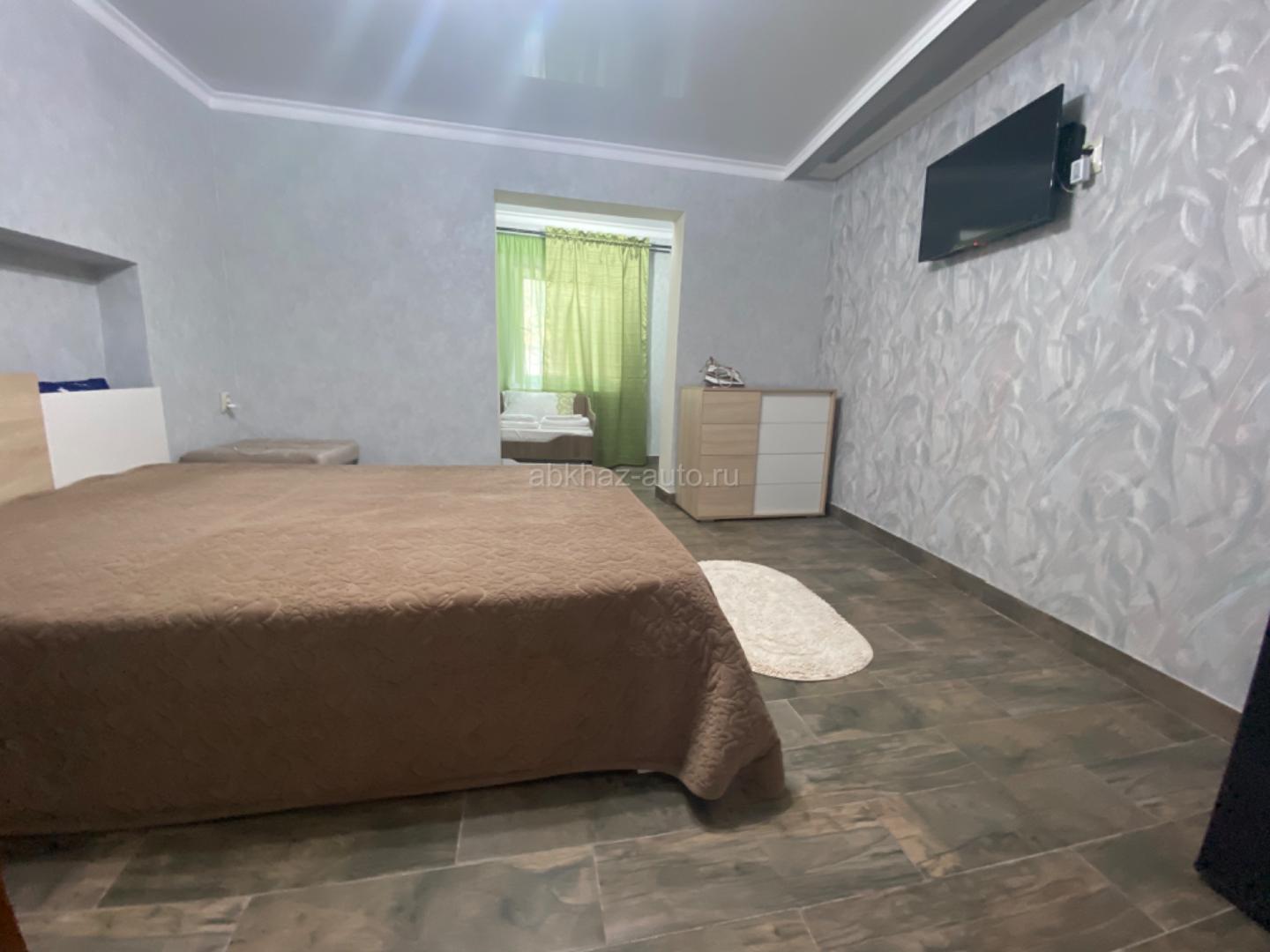 Домик в центре города Сухум !