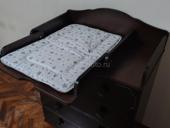 8000 руб с матрасом, пеленальный комод