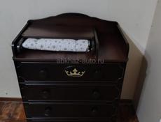 8000 руб с матрасом, пеленальный комод