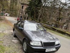 Mercedes-Benz C-Класс