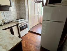 Сдаю 2 х комнатную квартиру в центре города Сухум 