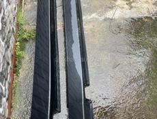 BMW E60 бампера и пороги 