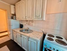 Сдаются двухкомнатная квартира в частном доме 