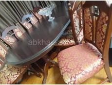 Столик под телевизор,стол и 8 стульев