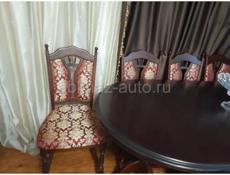 Столик под телевизор,стол и 8 стульев