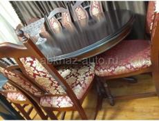 Столик под телевизор,стол и 8 стульев