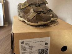 Сандали кожаные 19 