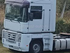 Занимаюсь грузоперевозкои