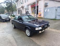 Audi 80