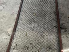 Срочно готовые заборы для сада заделанные из угольников 5терка уголиники4.5 метров длина ширина 1.5 