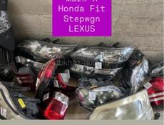 Фары на Toyota Alphard, mark X , Voxy, Crown, вальфаер, Honda stepwgn, Fit, Estima , LEXUS, MAZDA, Nissan 