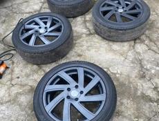 Диски с шинами