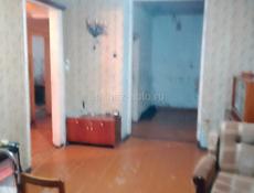 Продается 2 -х квартира на первом этаже + два подвала