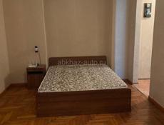 Продается квартира  1- комнатная в центре г Гагры 