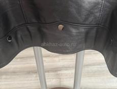 Кожаная женская куртка