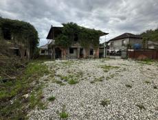 Продам участок с деревянным домиком на ВИЭМе