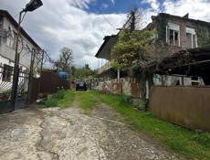 Продам участок с деревянным домиком на ВИЭМе