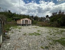 Продам участок с деревянным домиком на ВИЭМе