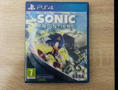 СРОЧНО!! Продаю Ps4 с играми и 2 джойстиками!!