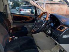 Toyota Avensis Verso