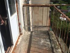 Продам 3х комнатную квартиру под ремонт 