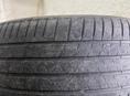 Резина одна 245 40 19 клеяная не пропускает 