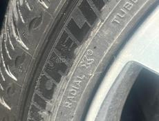 Мишлен  шины 245/40/19 в идеальном состоянии