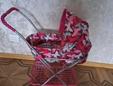 Коляска с куклой