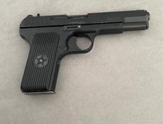 Продам холостой пистолет 