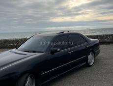 Mercedes-Benz E-Класс