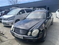 Mercedes-Benz 200-Series