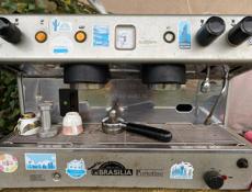 Профессиональная кофемолка и кофеварка