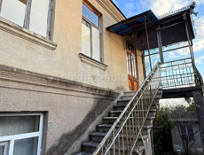 Двухэтажный дом 