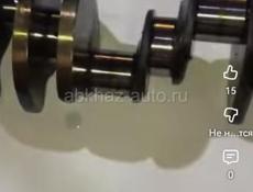 Коленчатый вал "мерседес" м-273, пятый и 0.