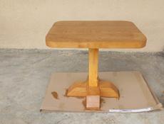 Продаю стол