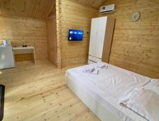 Уютный деревянный домик