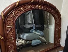 Большое настенное зеркало 