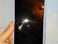Срочно продаю телефон