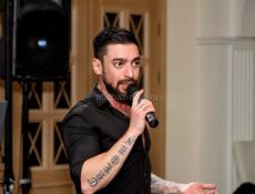 Музыкант, ведущий