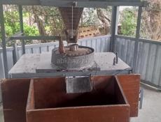 Очень срочно продаётся мельница в очень хорошем состоянии мотор хороший молит хорошо