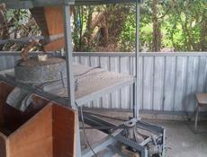 Срочно продаю мельницу  в хорошем состоянии !